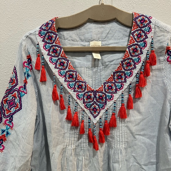 Chico’s Pin Striped 100%Cotton Tassel Trim Top, Chico’s Size 2P-US Medium Petite - Picture 3 of 11